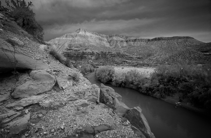 008 Virgin River AZ 6 Sunset BW